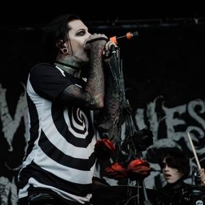 Meet your Posher, Vy